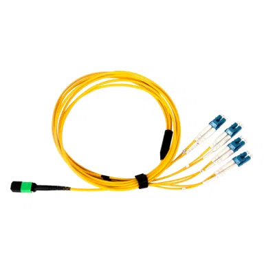 Cable de conexión monomodo de fibra óptica de 8 núcleos MTP/MPO a Sc